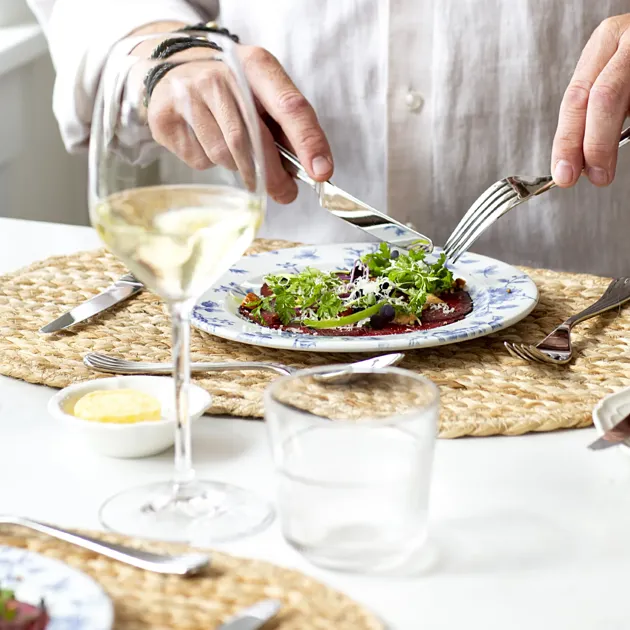 Klithjem_Badehotel_Vejers-Strand_Restaurant_Forret.webp