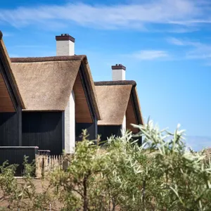 Hvidbjerg Strand Camping Resort Strandhotel Villaer