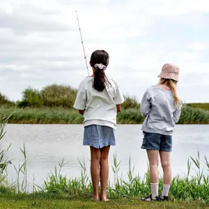 Hvidbjerg Strand Camping Resort Fiskesoe Piger